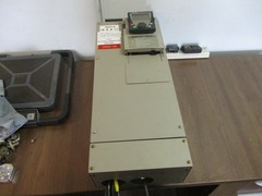 Telemecanique Altivar 71 AC Drive ATV71HD30N4 40HP 3Ph w/ Keypad Used
