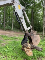Takeuchi TB240 Pin On Hydraulic Thumb Clamp Grapple Kit