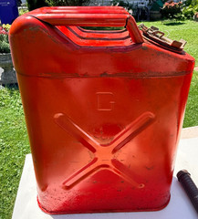 Vtg USMC Military 5 Gallon Metal Gas Can Red Jerry Can w/Flexible Cap Spout (B)