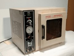 Lab-Line 3608 Vacuum Oven 120V 600W analog temp control, chamber gauge as shown