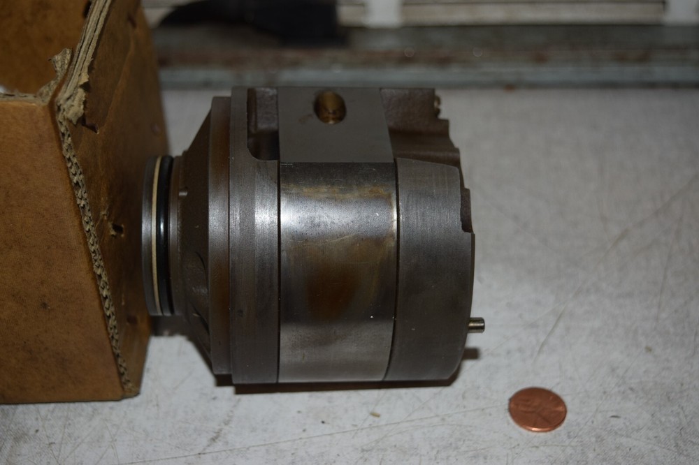 NE200UA4 Pump Cartridge for Niigata Plastic Injection Molding Machine