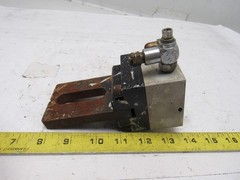 Compact Air Products SG202 Square Base Angular Pneumatic Gripper Grabber 2″ Open