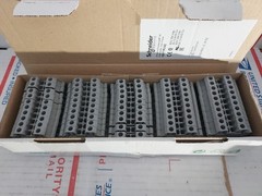 Schneider NSYTRV42 Linergy Screw Terminal Feed 2 Points 4mm² Grey 50pk – #307