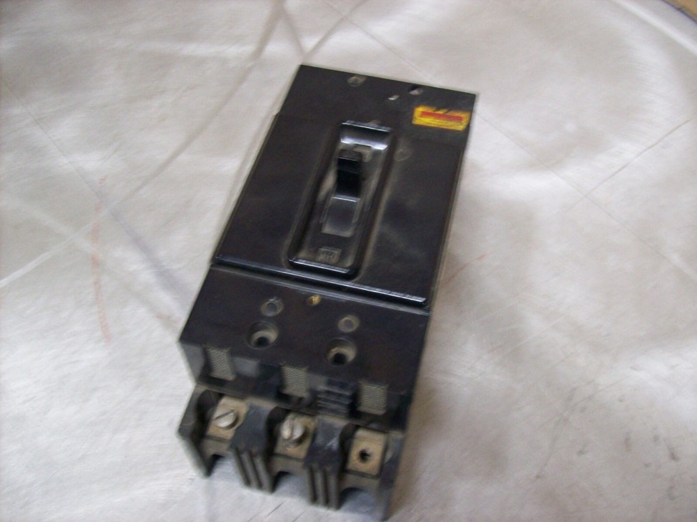 #68) GE Genuine 90 AMP Electric Breaker TF136090 ? UNSURE OF PART NUMBER
