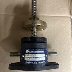 Duff-Norton UM2556-12 Worm gear Actuator (set of 2)