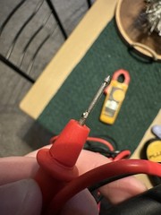 Fluke 323 Clamp Meter