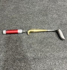 Illuminated Surgical Retractor Curved Blade Lighted Handle Red/Silver/Gold