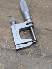 L.S. STARRETT NO. 220 O-1″ MULTI ANVIL MICROMETER USA