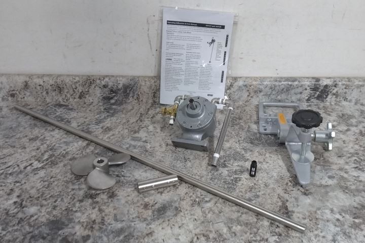 Dayton 32V127 1 HP 2,000 Max RPM 1/4 In NPT Air Inlet 36 In Shaft L Tank Mixer