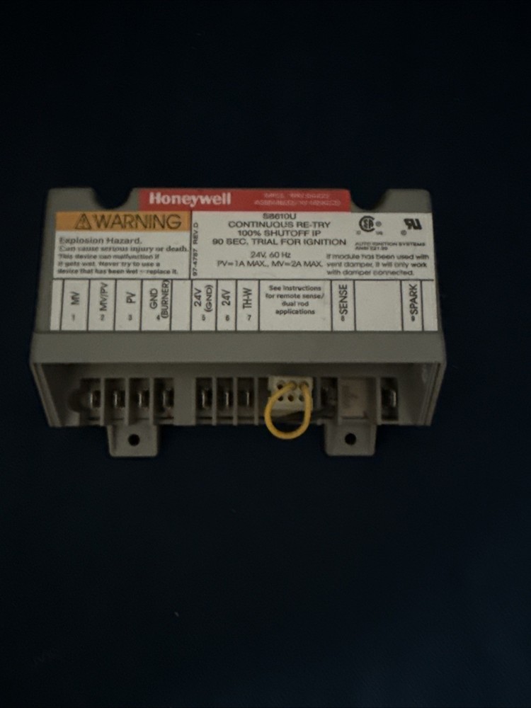 Honeywell S8610U1003 Furnace Ignition Control Circuit Board Module Free Shipping
