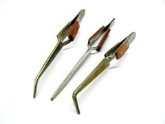Fiber Grip Cross Lock Tweezers Self Closing 6″ Set – Curved + 90° + Straight Tip