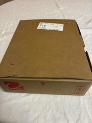 NEW OPEN BOX Ohaus Scout SPX621 Portable Precision Balance