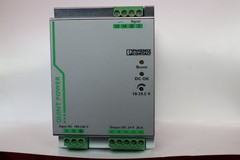 Phoenix Quint-PS/1AC/24DC/20 Power Supply 18-29.5 VDC, 100-240VAC IN