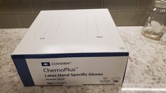 Box of 100 Covidien 18 mil ChemoPlus Latex Hand Specific Medium Gloves CT0192-1