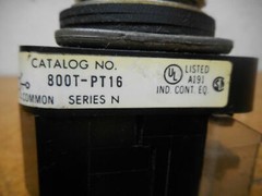 Allen Bradley 800T-PT16 Ser N Illuminated Pushbutton 120V 50/60Hz 800T-XA Contac