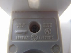 General Electric Horizontal Fluorescent Lampholder Fx 4008 & 4009 Lot USA 360 W
