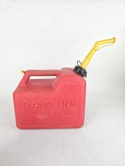 VINTAGE Chilton 2-1/2, 2.5 GALLON VENTED GAS CAN Spout Nozzle P25 Pre Ban USA