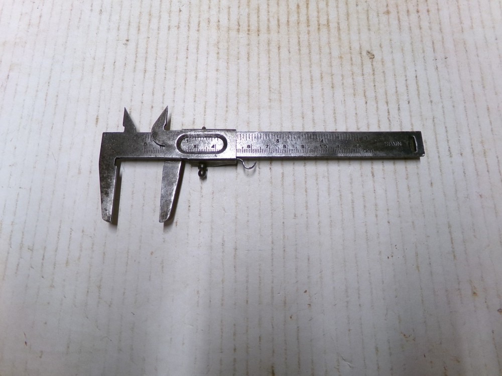Vernier Caliper Machinist Tool 0-12cm Made In Spain Vintage Tool