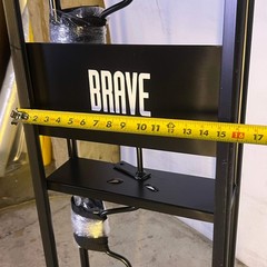 BRAVE Hand Truck 800 Lb. Sz 16″W x 6″L x 59″H Black GWG311052