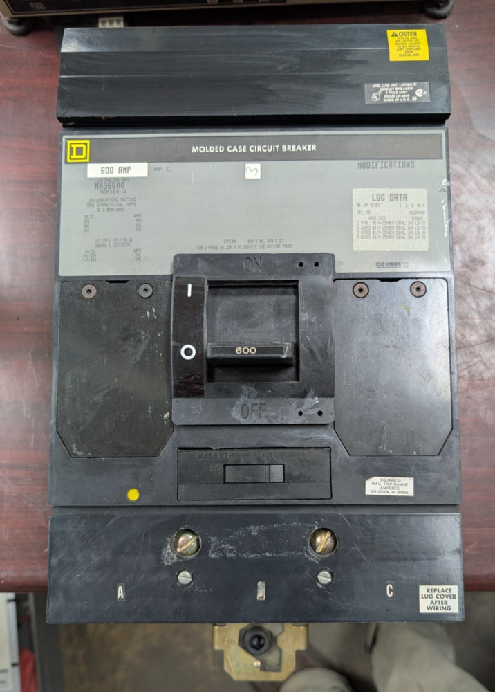 🤪 SQUARE D 600 AMP I-LINE CIRCUIT BREAKER 600 VAC 3 POLE MA36600