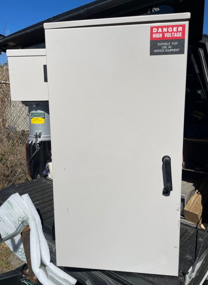 Manual 200 amp Generator transfer switch w/200 amp RS receptacle Square D Panel