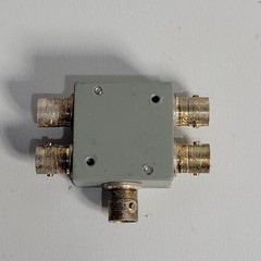 Mini Circuits 15542 ZFSC-4-175 Power Splitter Divider Cable Connector Unit