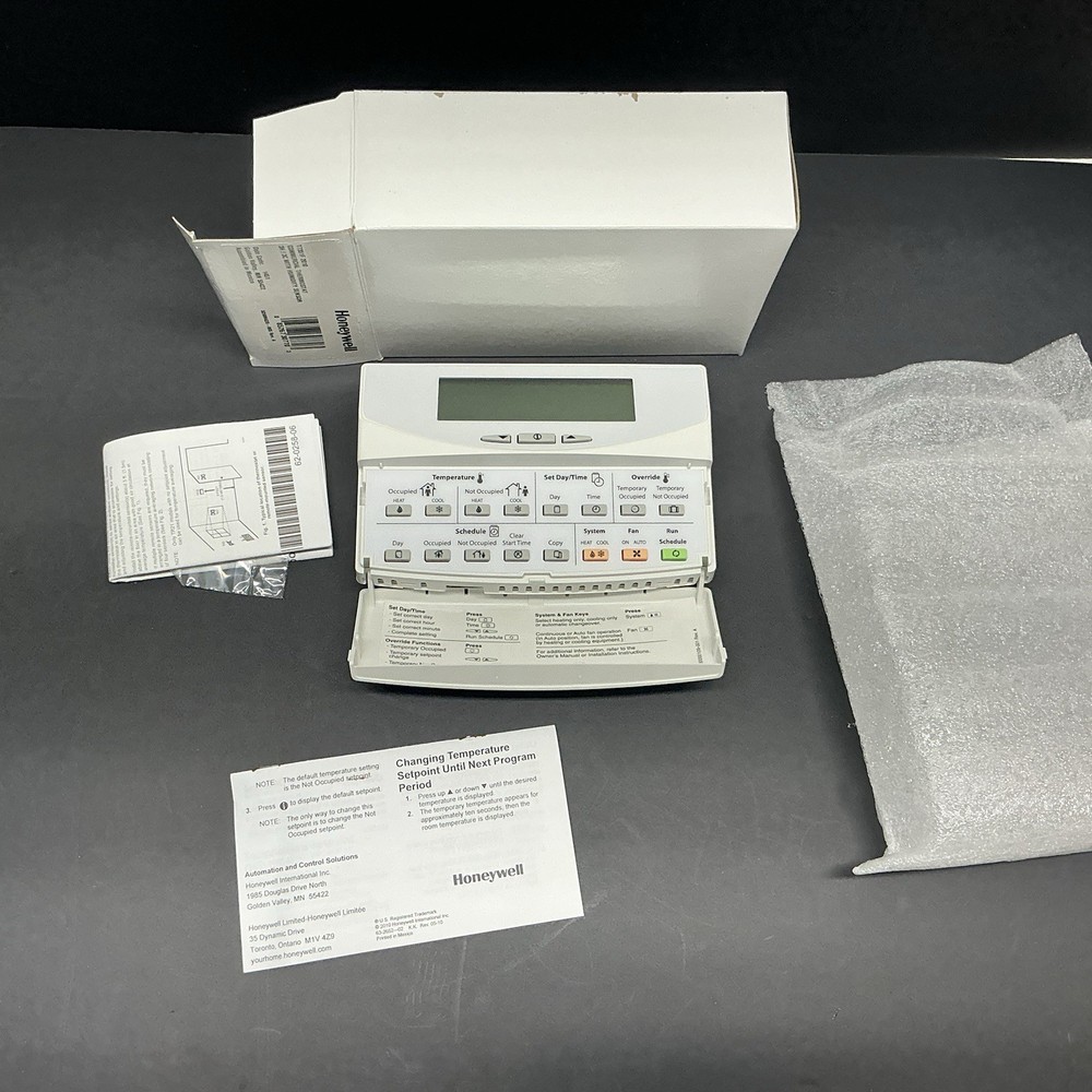 HONEYWELL T7351F 2010 – 3H/3C Commericial Thermostat In Original Package