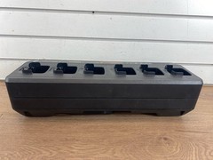 MOTOROLA IMPRES 2 RADIO 6 BANK CHARGING STATION PMPN4283A (WCP038499)