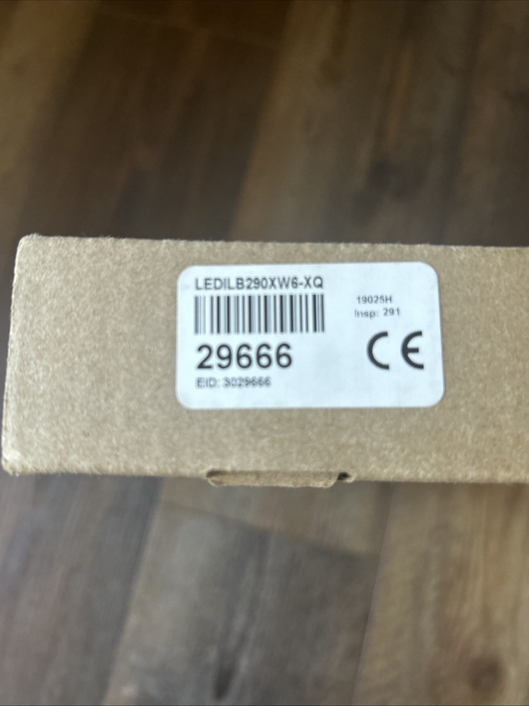NEW BANNER LEDILB290XW6-XQ Linear Array Backlight 290mm Part# 29666 Back Light