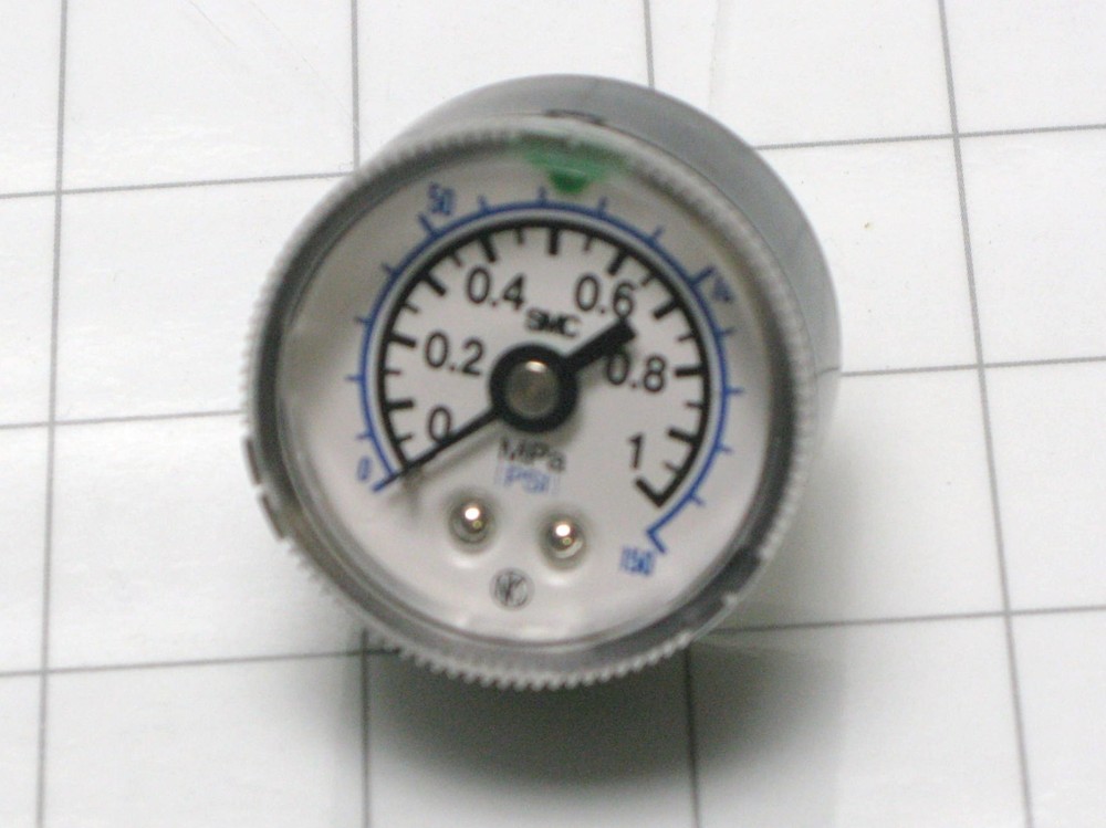 SMC 150 psi gauge with max/min pointers 1/4 NPT mount 1 MPa 1 5/8″ diameter
