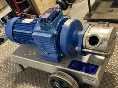 Liverani 2″ Tri-Clamp liquid transfer pump VBG 2 F D24.5 P90, VA-MAJOR