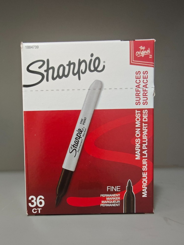 Sharpie 1884739 Permanent Marker Fine Point 36 Pieces – Black