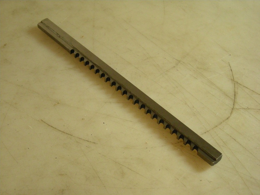 Dumont 1/4″ C HS Broack 11-3/4″ Overall Length 3/8″ Spine