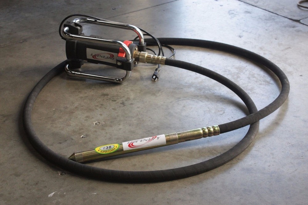 1500W Electric Concrete Vibrator w/ 14-3/4 Ft Poker to Remove Air Bubbles Level