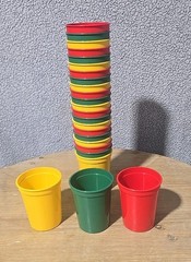 (24) Hard Plastic Google 12 oz Cups 8 Red/8 Yellow/8 Green