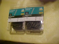 Qty of 100 ( 2 boxes of 50) #8 x 1-1/2″ Brown Square Drive Exterior screws