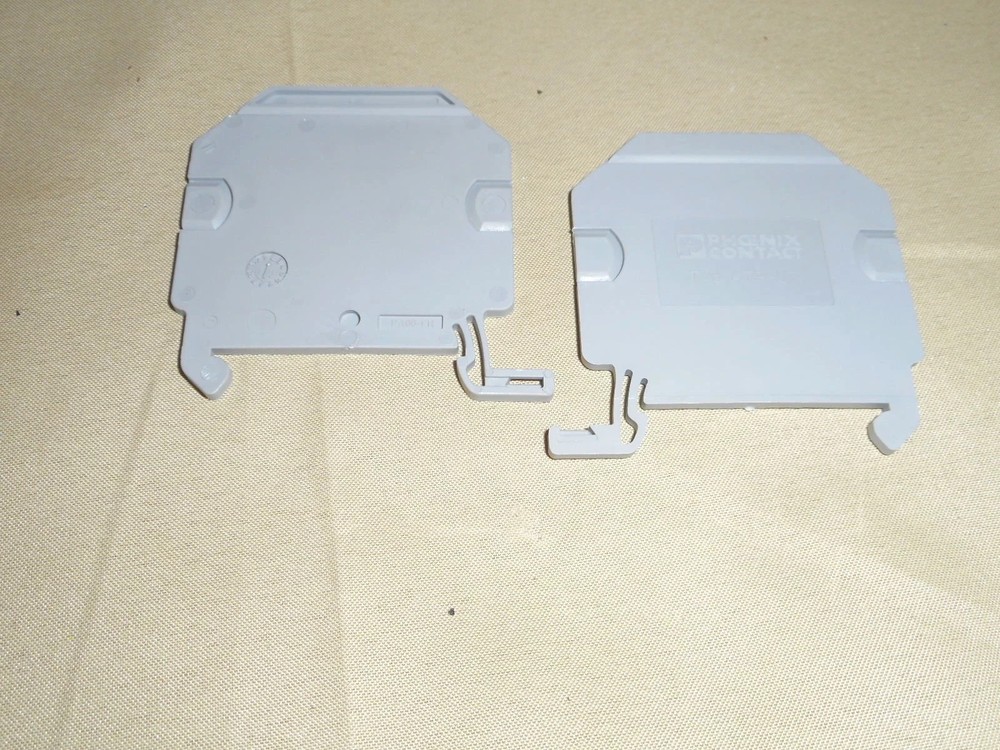PHOENIX CONTACT 3047167 ATP-UT partition plate (lot of 2) (NIB)