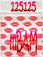 100 PACK BIG RED LIPS 2020 Apple Zip Baggies 2.0×2.0″ Mini Bags