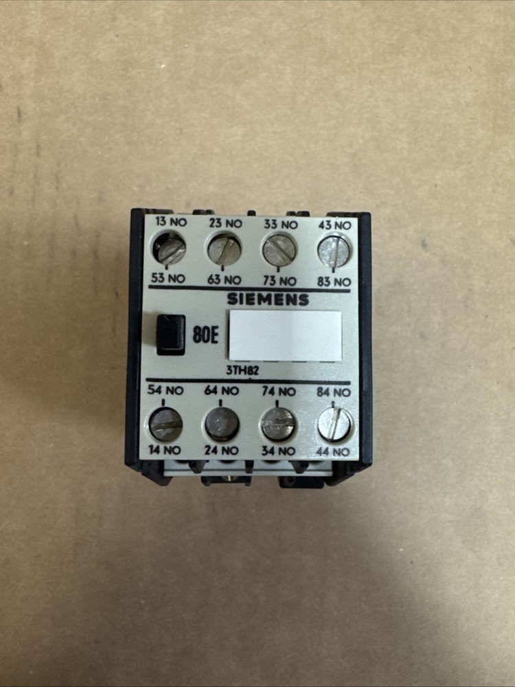 Contactor Relay 3TH8280-0A N1 Siemens 220VAC 8NO 16A
