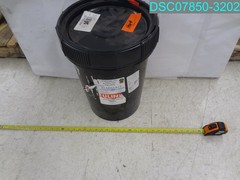 ULINE S-3902 Silica Gel Desiccants 5.5 GALLON PAIL Desiccare