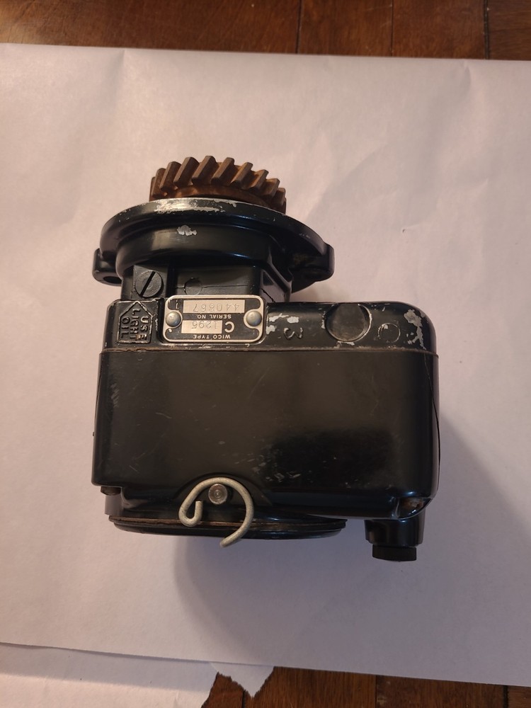 Vintage WICO Series C Magneto 1295 Wisconsin Engine Motor Tractor HAS SPARK