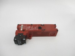 LEUZE L30-F/CS 24VDC 8A NSMP