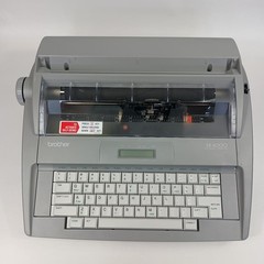 Brother SX-4000 Electronic Electric Typewriter – Working