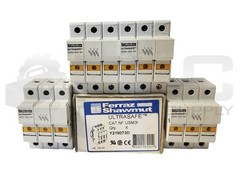 NEW LOT OF 4 FERRAZ SHAWMUT Y219073 ULTRASAFE FUSEHOLDER USM31 3POLE W/INDICATOR