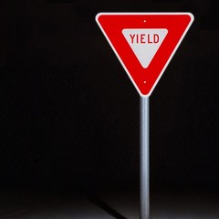 Triangle Yield Sign, 0.08″ Aluminum or 0.12″ Plastic, Reflective