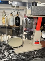 VINTAGE OHAUS CENT-O-GRAM FOUR BEAM BALANCE SCALE 311G