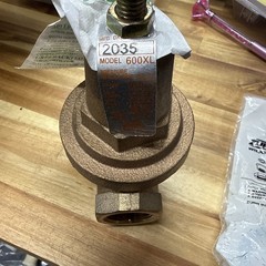 Zurn Wilkins 600XL Water Pressure Reducing Valve 3/4 in Bronze