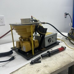 DTI 5000 Automatic Feed Screwdriver. Industrial Automatic Blow Feed Screw Gun.
