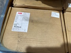 NEW ABB CONTACTOR 3 POLE 350 AMPS A210-30-11 100V-240V COIL 120V 240V