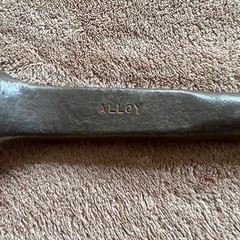 Vintage Williams USA spud Superrench #1908 iron worker Alloy 1 1/4″ Rat Tail